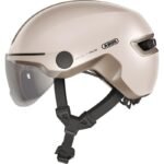 Vue arrière du casque ABUS HUD-Y ACE avec bande lumineuse LED