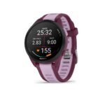 Garmin Forerunner 165 Music portée au poignet pendant une séance running