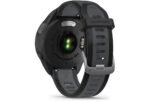 Garmin Forerunner 165 portée au poignet pendant une séance de running