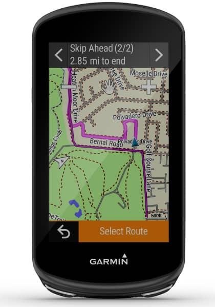 Garmin Edge 1030 Plus affichant une carte GPS détaillée