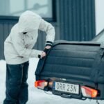 Thule Onto2 noir utilisé pour transporter des bagages