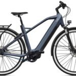 O2feel iSwan City Boost 8.1 noir mat en vue latérale