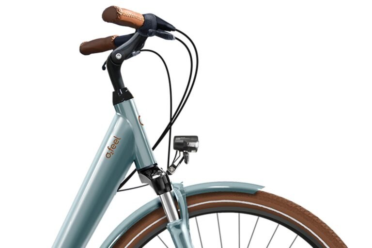 Vélo électrique urbain O2feel iVog City Up 5.1 avec batterie intégrée