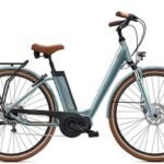 Vélo électrique premium O2feel iVog City Up 5.1 avec porte-bagages arrière