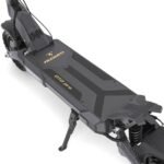Ausom DT2 Pro équipée de pneus tubeless 10 pouces tout terrain