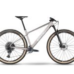 BMC Twostroke 01 Three vélo cross country carbone premium