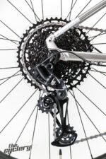 VTT sportif Cannondale Trail SE 1 sur sentier technique