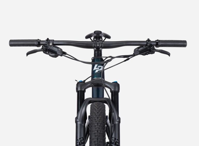 VTT XC carbone Lapierre XR 5.9 tout-suspendu 29 pouces